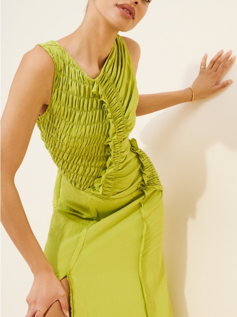 Anthropologie Lime Green Asymmetrical Smocked Bodice Midi Dress 38544 - Picture 2 of 12